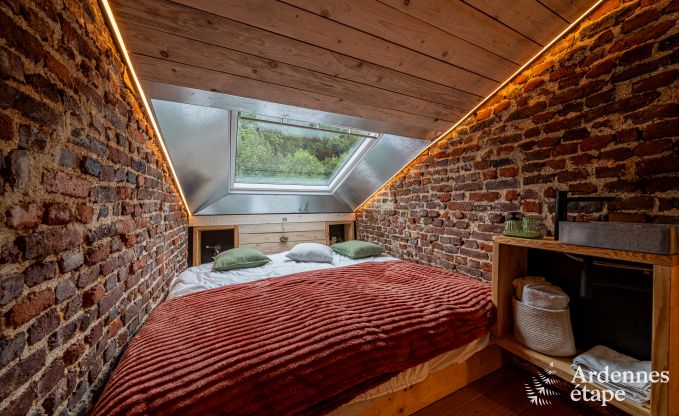 Maison de vacances exceptionnelle  Esneux pour 18 personnes avec 6 chambres, piscine  dbordement et jacuzzi extrieur