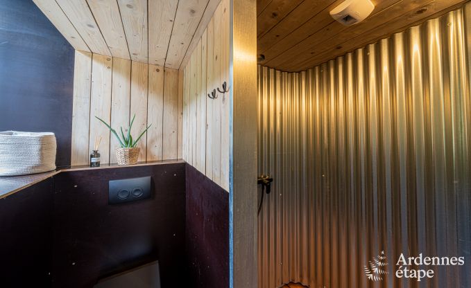 Maison de vacances exceptionnelle  Esneux pour 18 personnes avec 6 chambres, piscine  dbordement et jacuzzi extrieur