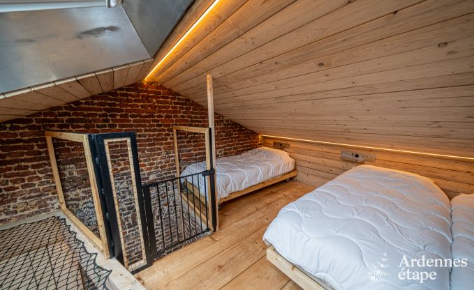 Maison de vacances exceptionnelle  Esneux pour 18 personnes avec 6 chambres, piscine  dbordement et jacuzzi extrieur