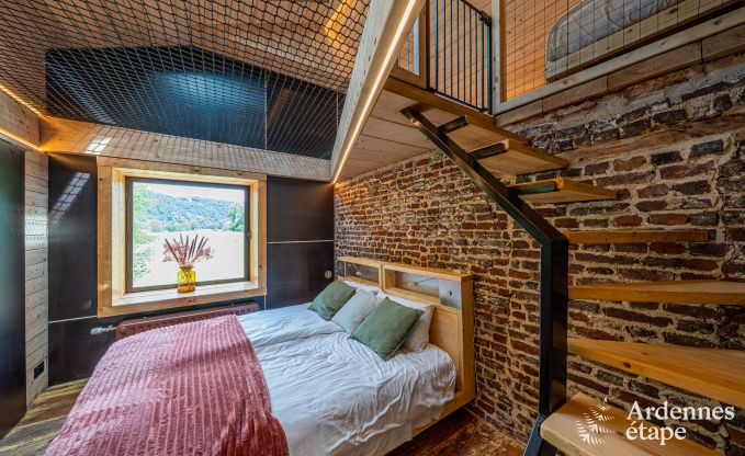 Maison de vacances exceptionnelle  Esneux pour 18 personnes avec 6 chambres, piscine  dbordement et jacuzzi extrieur