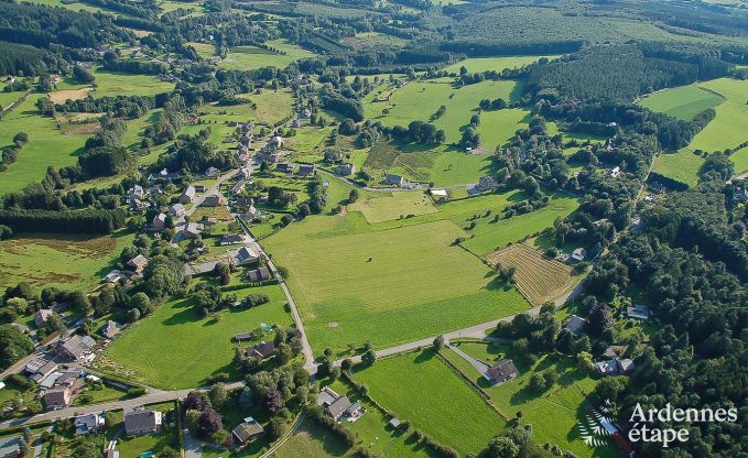 Maison de vacances  Ferrires pour 32 personnes en Ardenne