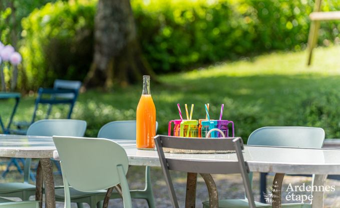 Maison de vacances  Ferrires pour 32 personnes en Ardenne