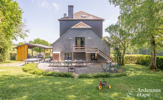 Maison de vacances  Ferrires pour 32 personnes en Ardenne