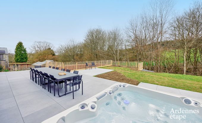 Villa haut de gamme � Ferri�res Ardenne, 15 personnes, 7 chambres, spa, piscine chauff�e, jardin priv�, �quipements adapt�s