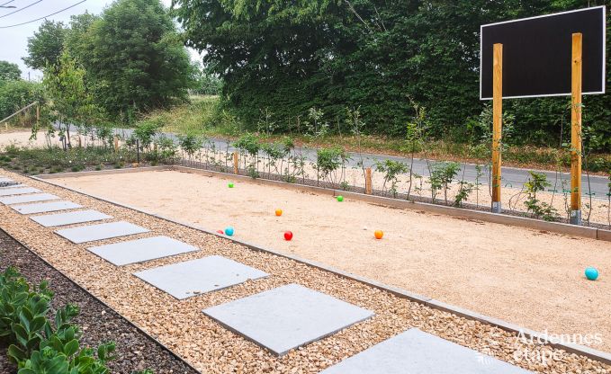 Villa haut de gamme � Ferri�res Ardenne, 15 personnes, 7 chambres, spa, piscine chauff�e, jardin priv�, �quipements adapt�s