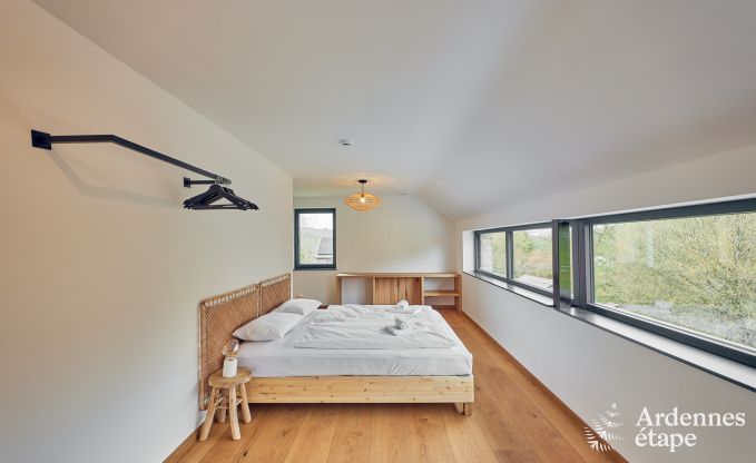 Villa haut de gamme � Ferri�res Ardenne, 15 personnes, 7 chambres, spa, piscine chauff�e, jardin priv�, �quipements adapt�s