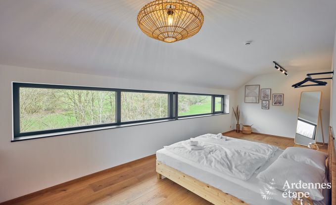 Villa haut de gamme � Ferri�res Ardenne, 15 personnes, 7 chambres, spa, piscine chauff�e, jardin priv�, �quipements adapt�s