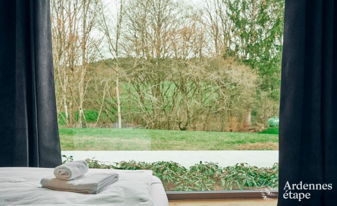 Villa haut de gamme � Ferri�res Ardenne, 15 personnes, 7 chambres, spa, piscine chauff�e, jardin priv�, �quipements adapt�s