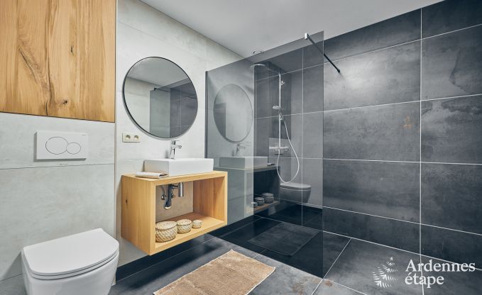 Villa haut de gamme � Ferri�res Ardenne, 15 personnes, 7 chambres, spa, piscine chauff�e, jardin priv�, �quipements adapt�s