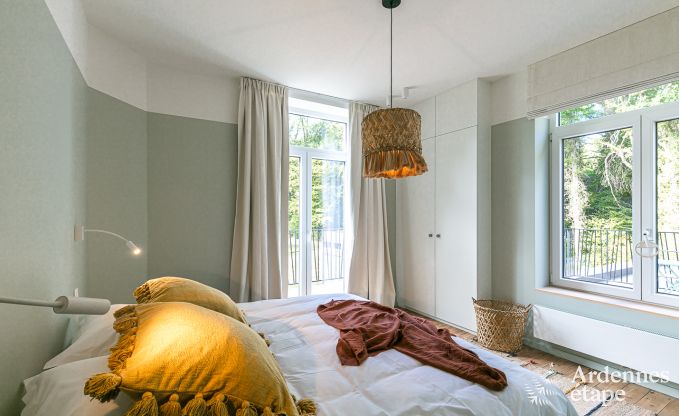 Maison de vacances � Florennes pour 20 personnes en Ardenne