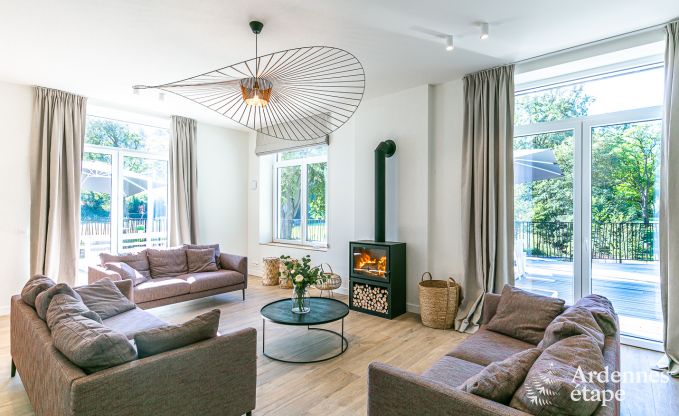 Maison de vacances � Florennes pour 20 personnes en Ardenne