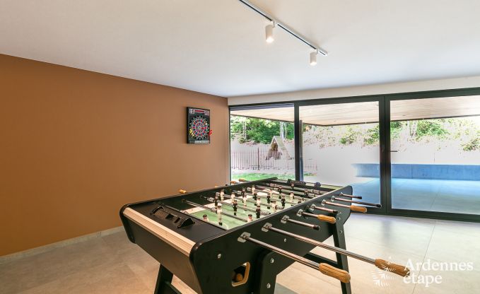 Maison de vacances � Florennes pour 20 personnes en Ardenne