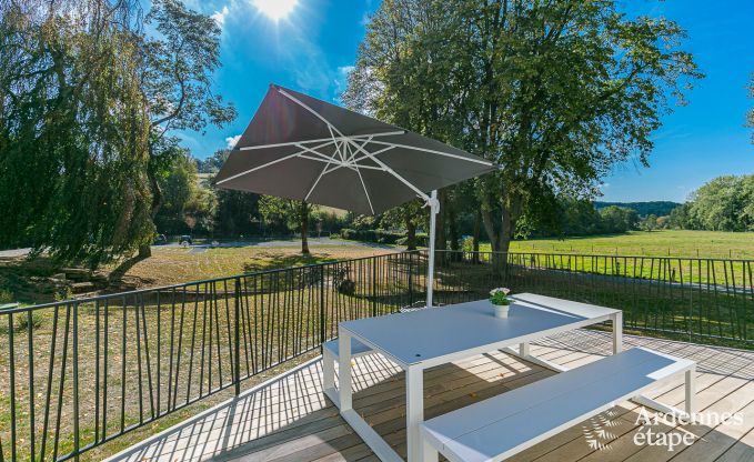 Maison de vacances � Florennes pour 20 personnes en Ardenne