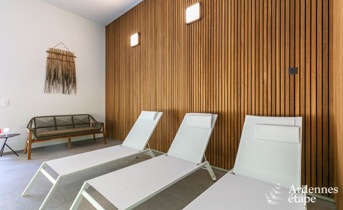 Maison de vacances � Florennes pour 20 personnes en Ardenne