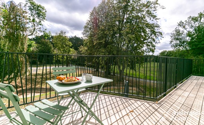 Maison de vacances � Florennes pour 20 personnes en Ardenne