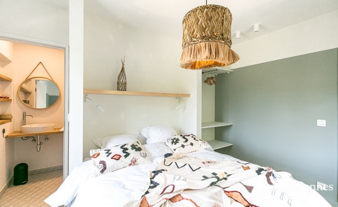 Maison de vacances � Florennes pour 20 personnes en Ardenne