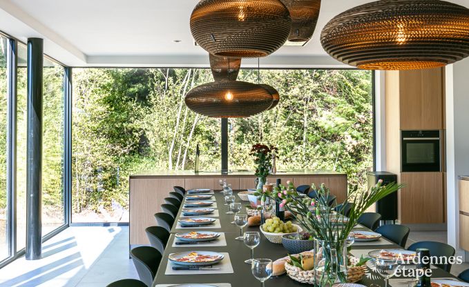 Maison de vacances � Florennes pour 20 personnes en Ardenne