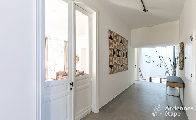 Maison de vacances � Florennes pour 20 personnes en Ardenne