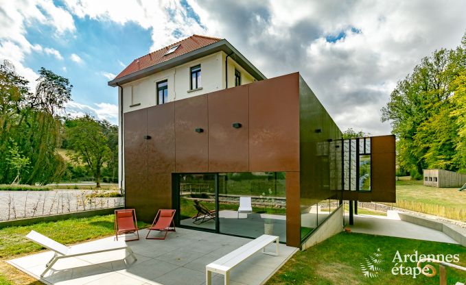 Maison de vacances � Florennes pour 20 personnes en Ardenne