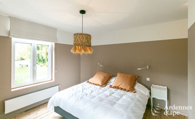 Maison de vacances � Florennes pour 20 personnes en Ardenne