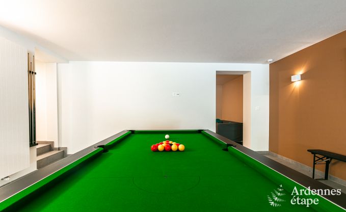 Maison de vacances � Florennes pour 20 personnes en Ardenne