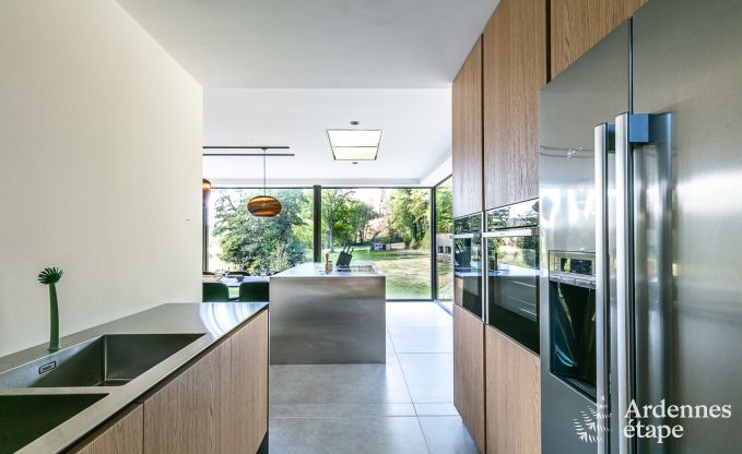 Maison de vacances � Florennes pour 20 personnes en Ardenne