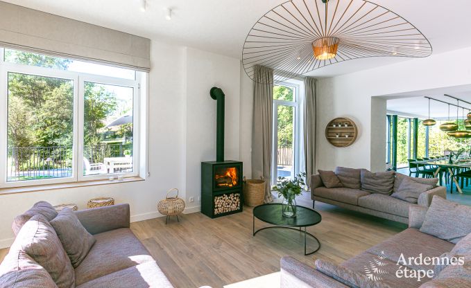 Maison de vacances � Florennes pour 20 personnes en Ardenne