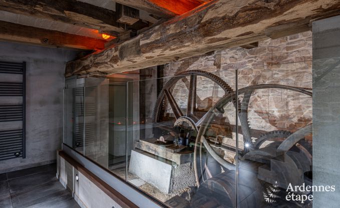 Maison romantique de luxe pour 2 personnes  Sainte-Ccile, avec sauna et jacuzzi dans une ancienne scierie