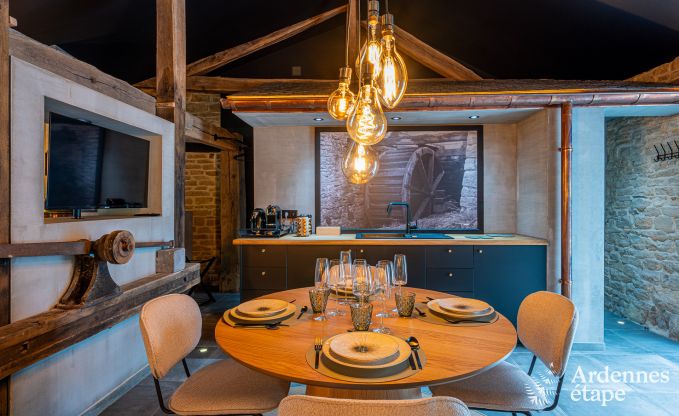 Maison romantique de luxe pour 2 personnes  Sainte-Ccile, avec sauna et jacuzzi dans une ancienne scierie