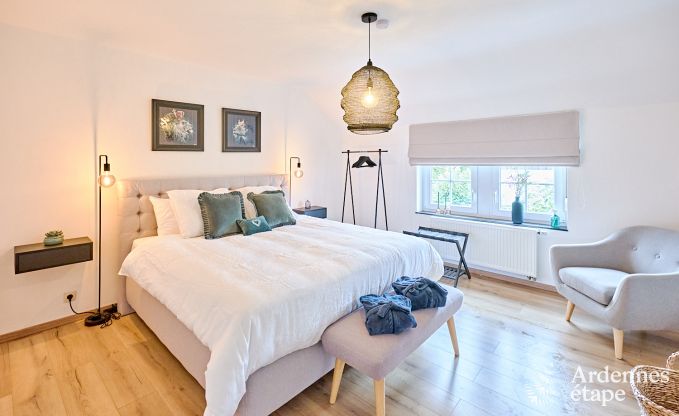 Grande maison de vacances confortable pour 10 personnes  Voeren avec piscine prive, jacuzzi et jardin