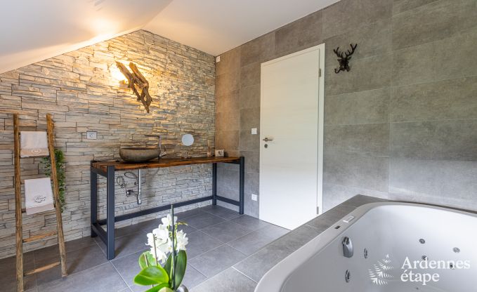 Maison de vacances � Framont (Paliseul) pour 8 personnes en Ardenne