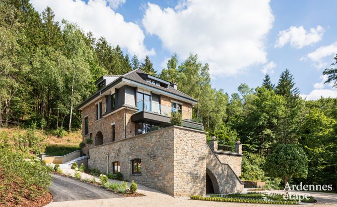 Villa de Luxe � Francorchamps pour 15 personnes en Ardenne