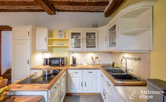 Fermette authentique avec 3 chambres et jardin privé dans un parc naturel entre Sambre et Meuse