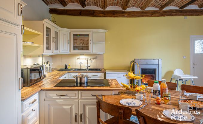 Fermette authentique avec 3 chambres et jardin privé dans un parc naturel entre Sambre et Meuse