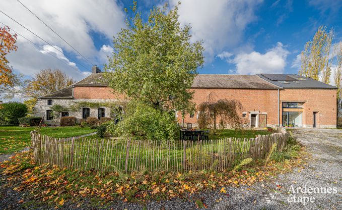 Fermette authentique avec 3 chambres et jardin privé dans un parc naturel entre Sambre et Meuse
