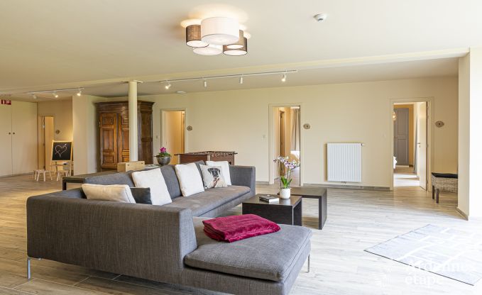 Maison de vacances � Froidchapelle pour 20 personnes en Ardenne