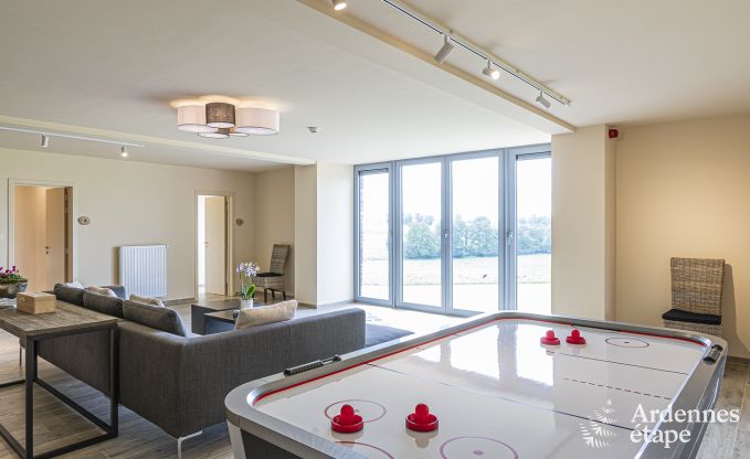 Maison de vacances � Froidchapelle pour 20 personnes en Ardenne
