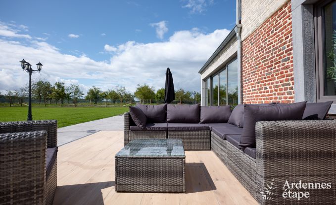 Maison de vacances avec piscine int�rieure � Froidchapelle, Ardenne