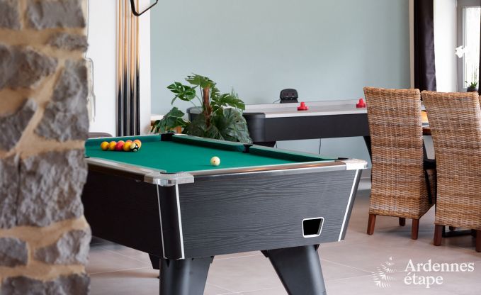Maison de vacances avec piscine int�rieure � Froidchapelle, Ardenne