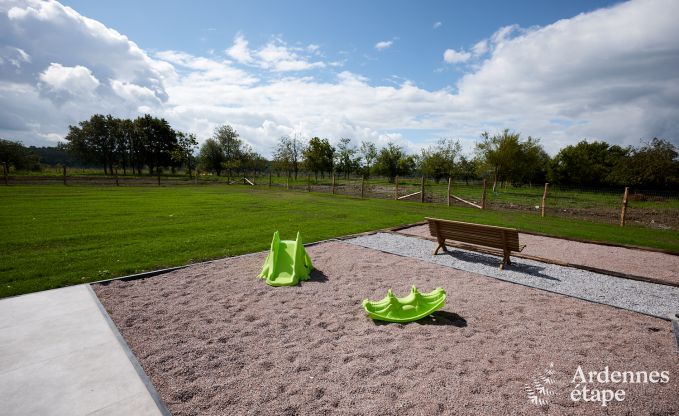 Maison de vacances avec piscine int�rieure � Froidchapelle, Ardenne