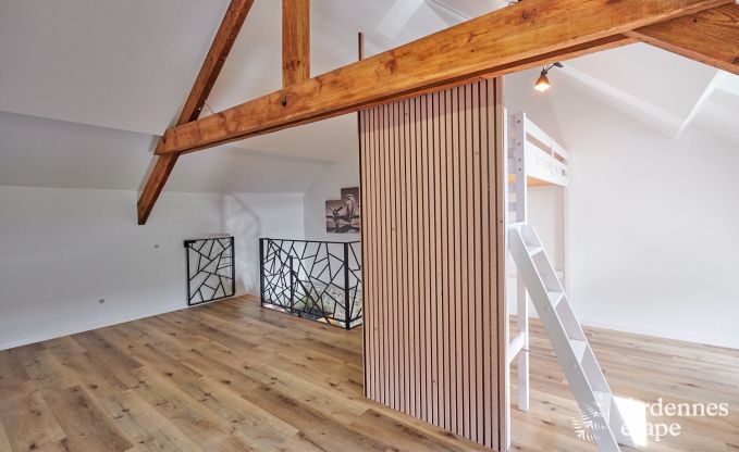 Maison de vacances avec piscine int�rieure � Froidchapelle, Ardenne