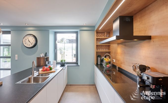 Maison de vacances avec piscine int�rieure � Froidchapelle, Ardenne