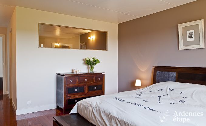 Maison de vacances de luxe  Froidthier pour 10 personnes avec piscine, bien-tre et 5 chambres prs d'Aubel