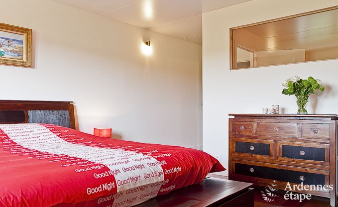 Maison de vacances de luxe  Froidthier pour 10 personnes avec piscine, bien-tre et 5 chambres prs d'Aubel