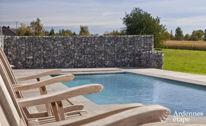 Maison de vacances de luxe  Froidthier pour 10 personnes avec piscine, bien-tre et 5 chambres prs d'Aubel