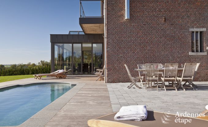 Maison de vacances de luxe  Froidthier pour 10 personnes avec piscine, bien-tre et 5 chambres prs d'Aubel