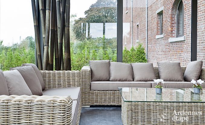 Maison de vacances de luxe  Froidthier pour 10 personnes avec piscine, bien-tre et 5 chambres prs d'Aubel