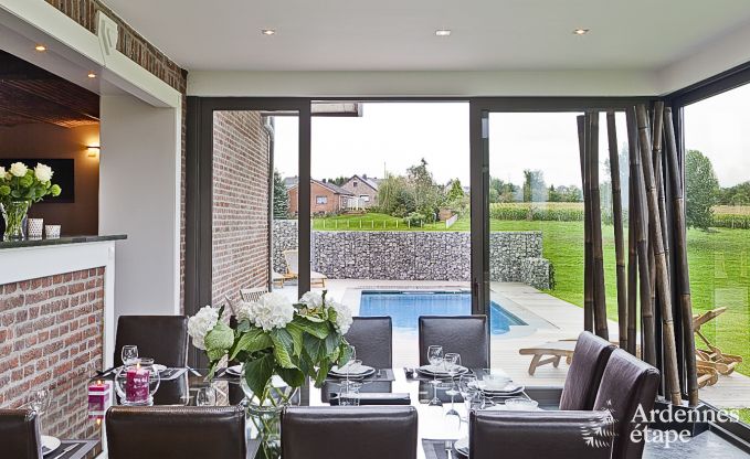 Maison de vacances de luxe  Froidthier pour 10 personnes avec piscine, bien-tre et 5 chambres prs d'Aubel