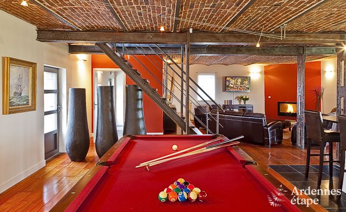 Maison de vacances de luxe  Froidthier pour 10 personnes avec piscine, bien-tre et 5 chambres prs d'Aubel