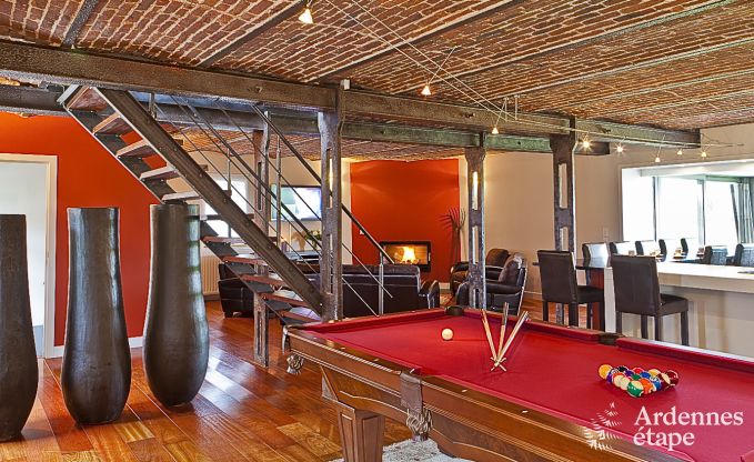 Maison de vacances de luxe  Froidthier pour 10 personnes avec piscine, bien-tre et 5 chambres prs d'Aubel